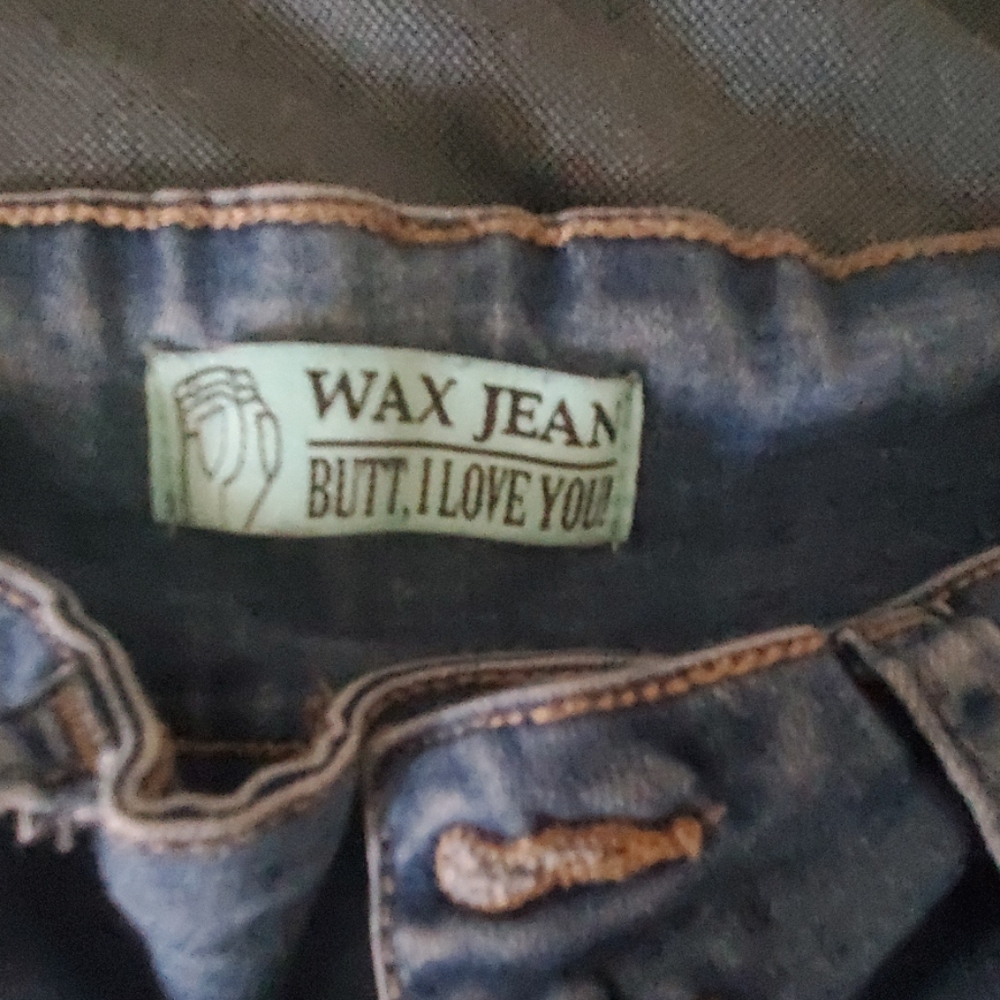 Jeans - Picture 2 of 3
